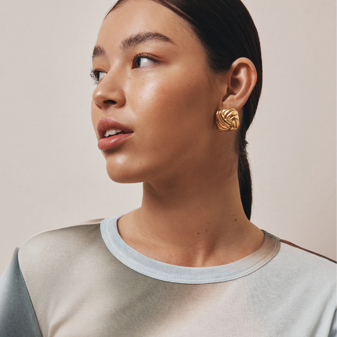 Clara Vintage Square Earrings (Gold)