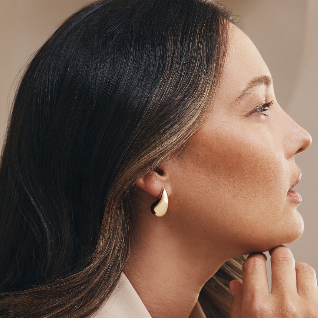 Penelope Drop Earrings (Gold)