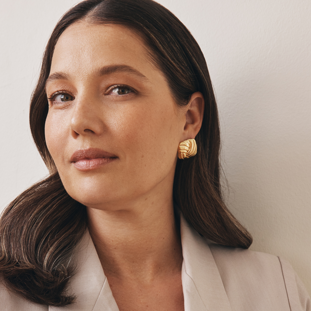 Clara Vintage Square Earrings (Gold)